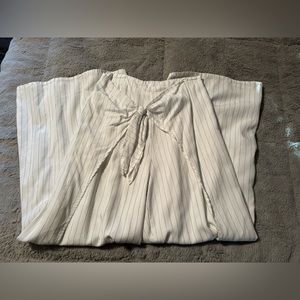 White split in both sides pin striped pants